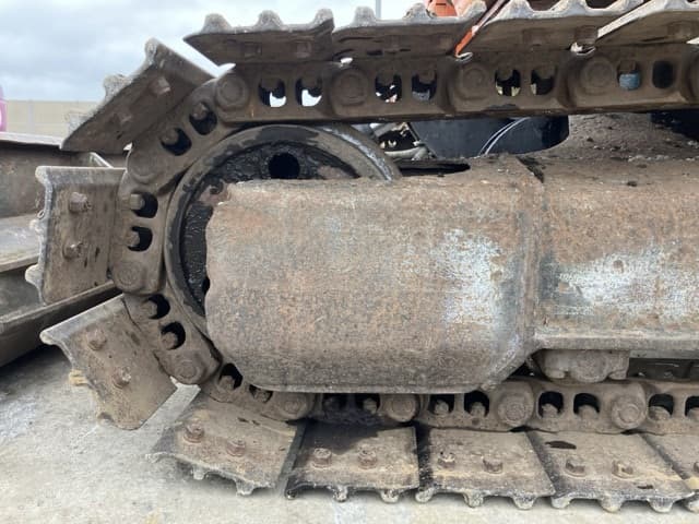 EXCAVATOR — Auction (lot 8451-392)