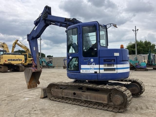 EXCAVATOR — Auction (lot 8451-394)