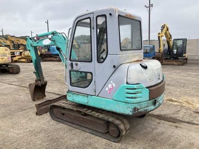 MINI EXCAVATOR — Auction (lot 8451-395)