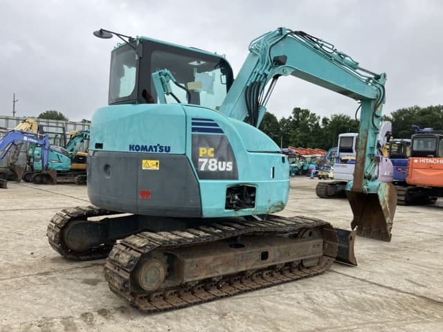 EXCAVATOR — Auction (lot 8451-399)