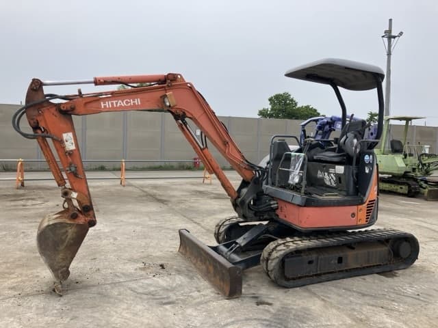 MINI EXCAVATOR — Auction (lot 8451-4)