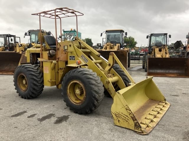 WHEEL LOADER — Auction (lot 8451-403)