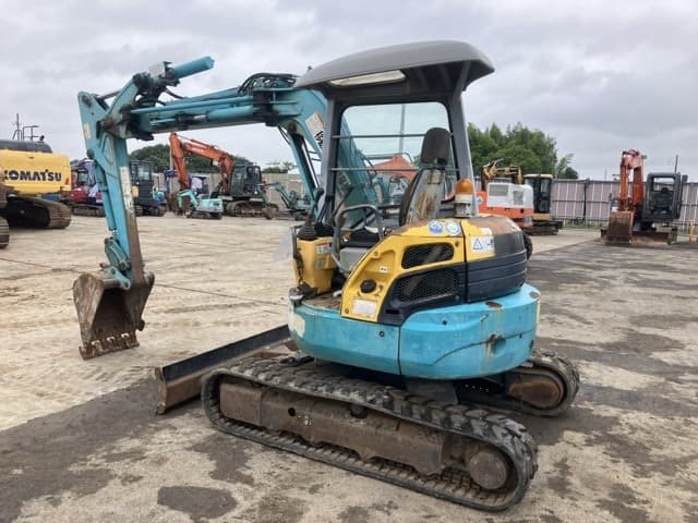 MINI EXCAVATOR — Auction (lot 8451-404)