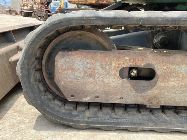 MINI EXCAVATOR — Auction (lot 8451-407)