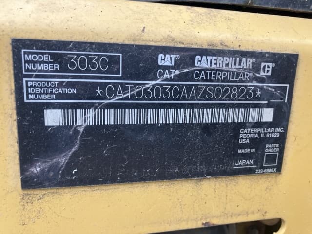 MINI EXCAVATOR — Auction (lot 8451-412)