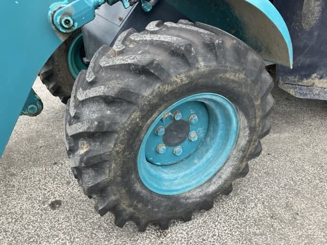 MINI WHEEL LOADER — Auction (lot 8451-413)