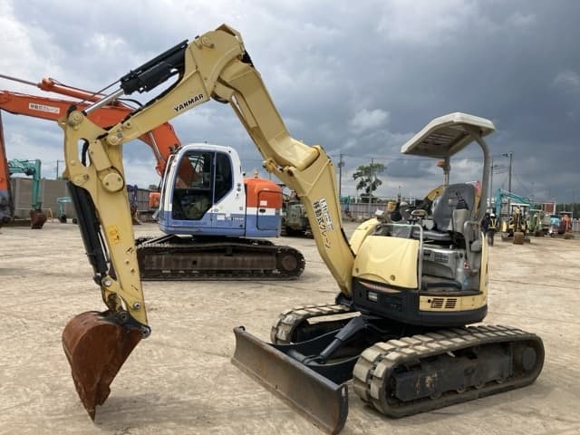 MINI EXCAVATOR — Auction (lot 8451-416)