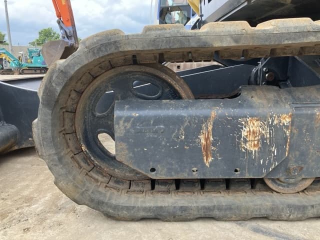MINI EXCAVATOR — Auction (lot 8451-416)