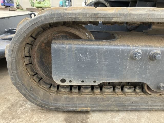 MINI EXCAVATOR — Auction (lot 8451-418)