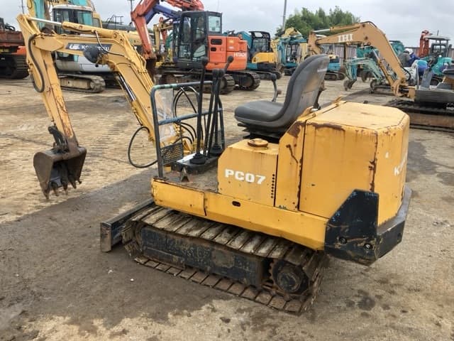 MINI EXCAVATOR — Auction (lot 8451-419)
