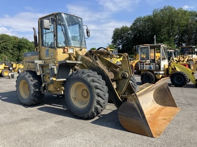 WHEEL LOADER — Auction (lot 8451-42)