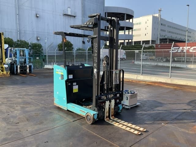 Reach Forklift — Auction (lot 8451-42002)