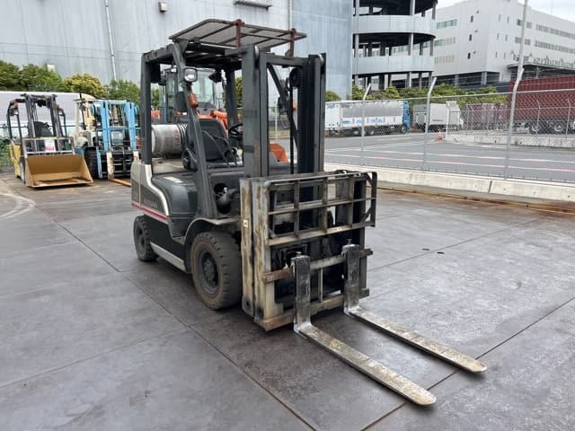Forklift — Auction (lot 8451-42006)