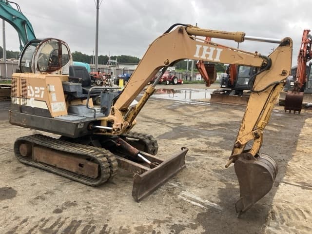 MINI EXCAVATOR — Auction (lot 8451-424)