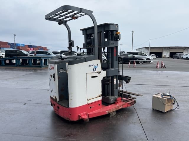 Battery Forklift — Auction (lot 8451-42803)