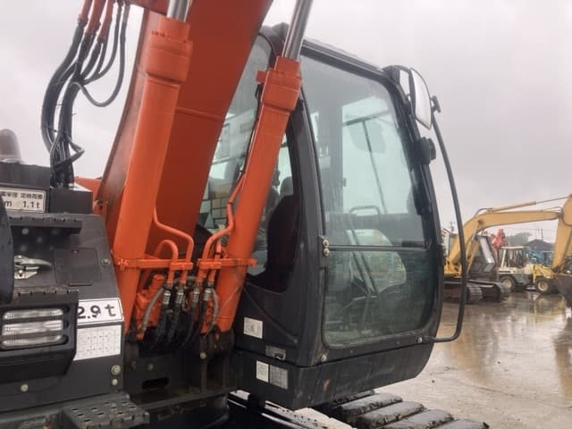 EXCAVATOR — Auction (lot 8451-43)