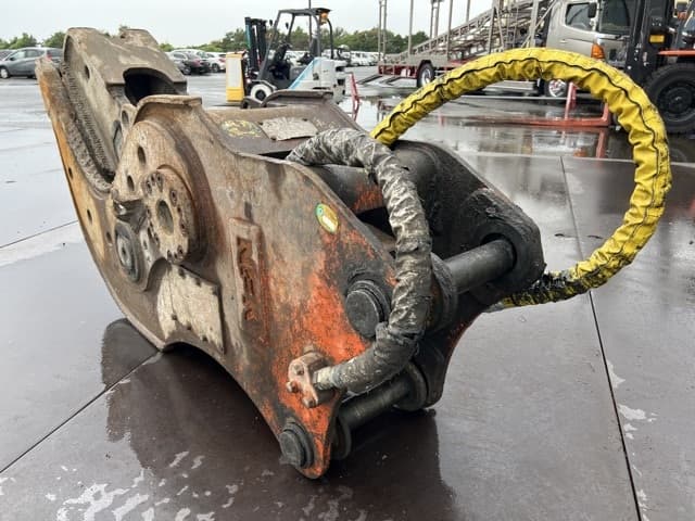 Crusher — Auction (lot 8451-43001)