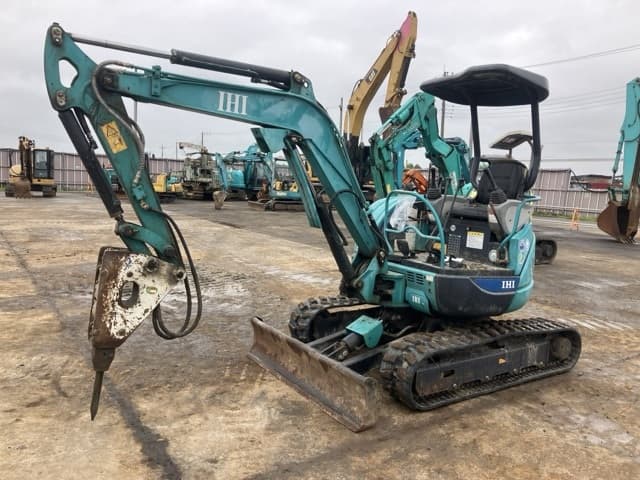 MINI EXCAVATOR — Auction (lot 8451-432)