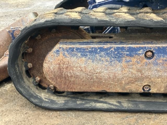 MINI EXCAVATOR — Auction (lot 8451-436)