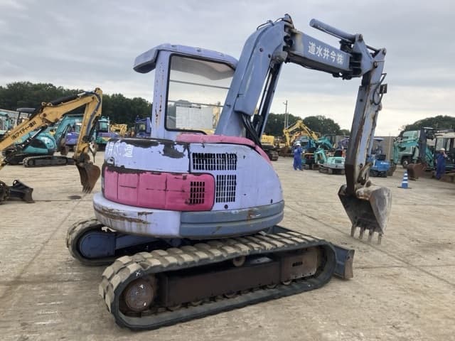 MINI EXCAVATOR — Auction (lot 8451-438)