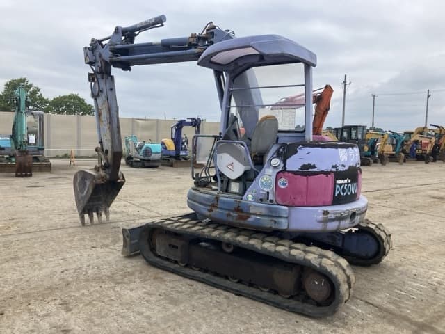 MINI EXCAVATOR — Auction (lot 8451-438)
