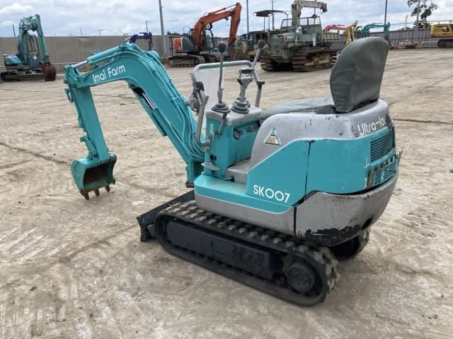 MINI EXCAVATOR — Auction (lot 8451-439)
