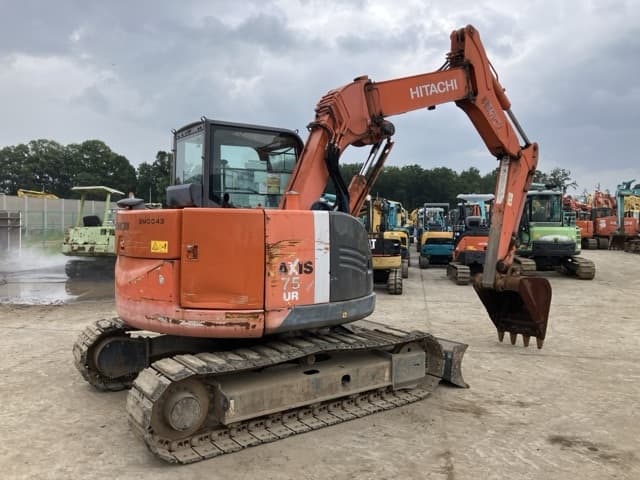 EXCAVATOR — Auction (lot 8451-441)