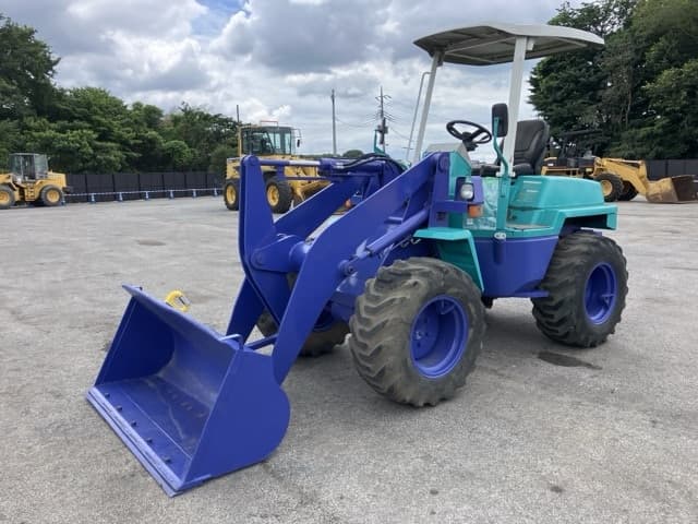 MINI WHEEL LOADER — Auction (lot 8451-442)