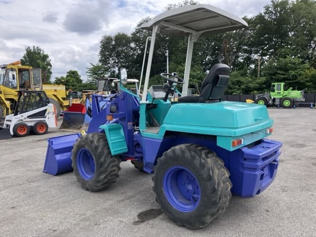 MINI WHEEL LOADER — Auction (lot 8451-442)