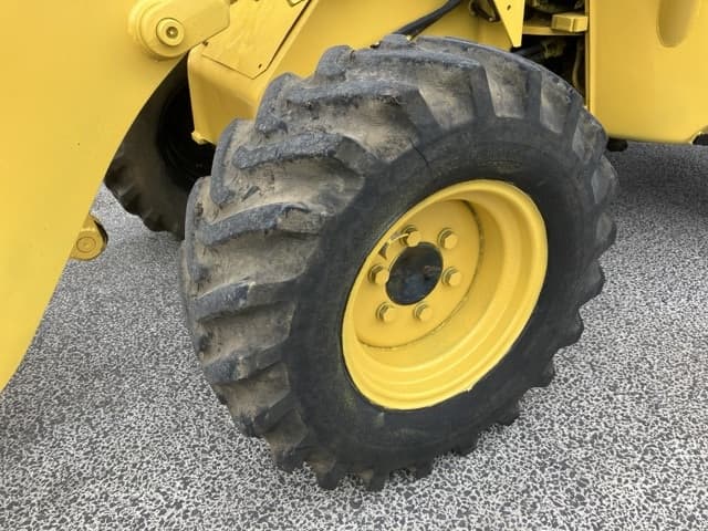 MINI WHEEL LOADER — Auction (lot 8451-443)