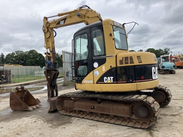 EXCAVATOR — Auction (lot 8451-446)