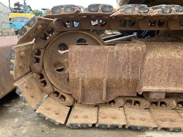 EXCAVATOR — Auction (lot 8451-446)