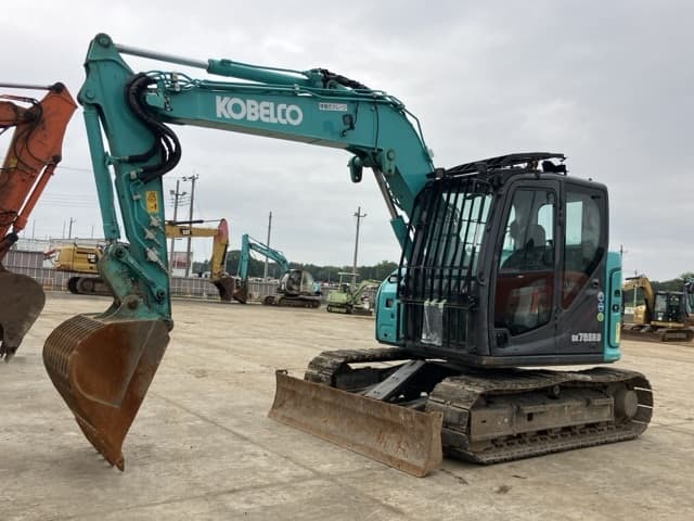 EXCAVATOR — Auction (lot 8451-449)