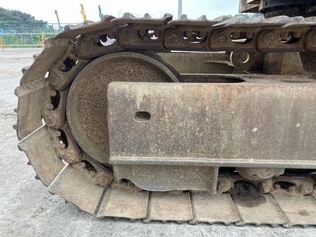 EXCAVATOR — Auction (lot 8451-452)