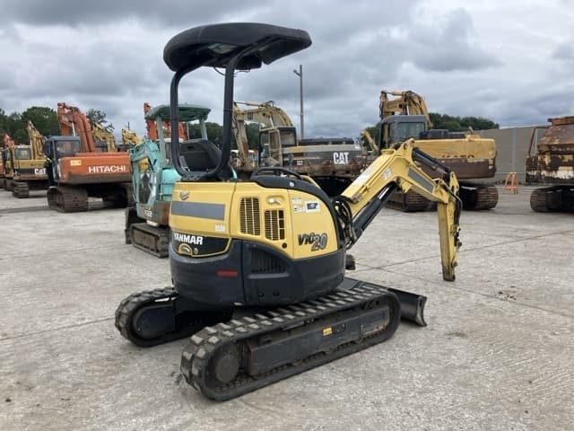 MINI EXCAVATOR — Auction (lot 8451-455)