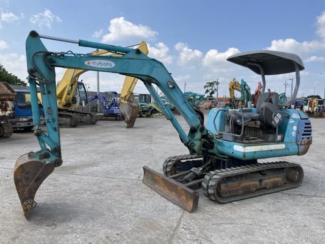 MINI EXCAVATOR — Auction (lot 8451-46)