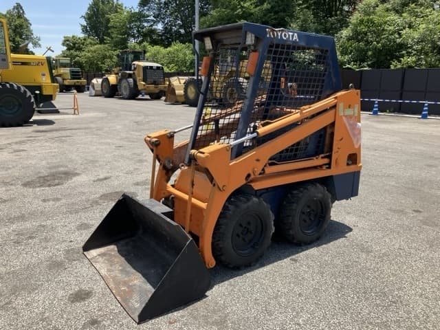SKID STEER LOADER — Auction (lot 8451-468)