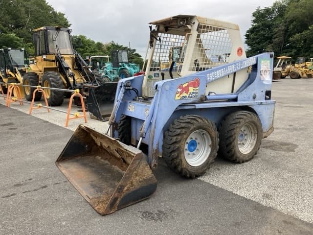 SKID STEER LOADER — Auction (lot 8451-471)
