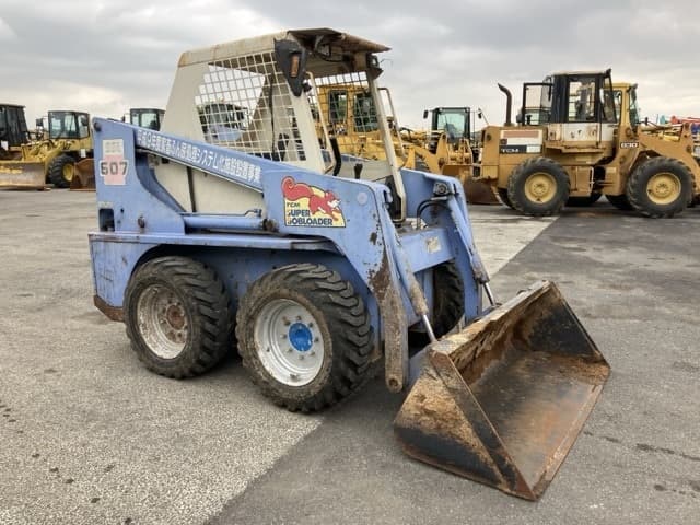 SKID STEER LOADER — Auction (lot 8451-471)