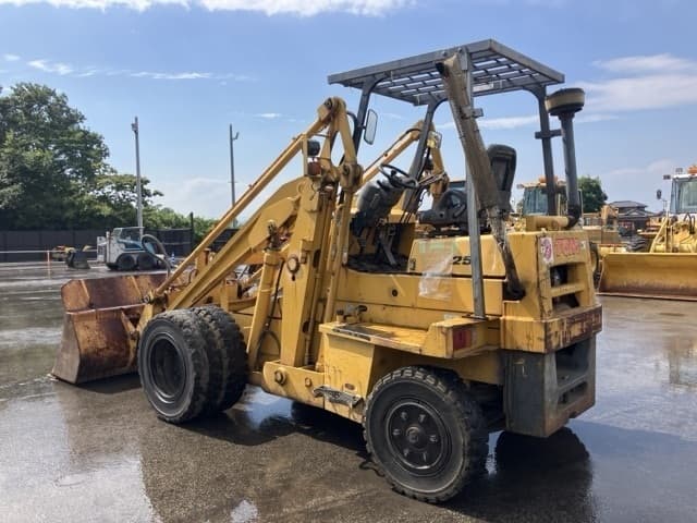 SHOVEL LOADER — Auction (lot 8451-475)