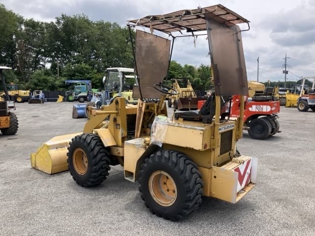MINI WHEEL LOADER — Auction (lot 8451-490)