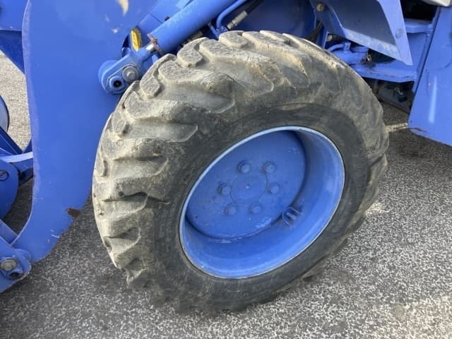 MINI WHEEL LOADER — Auction (lot 8451-492)