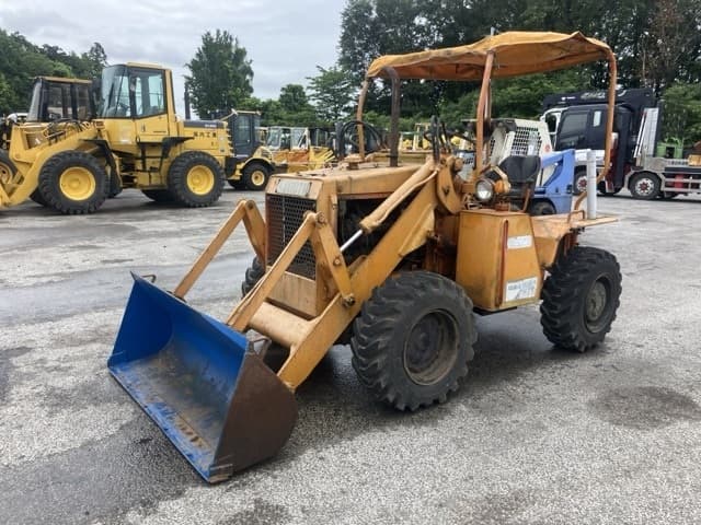MINI WHEEL LOADER — Auction (lot 8451-496)