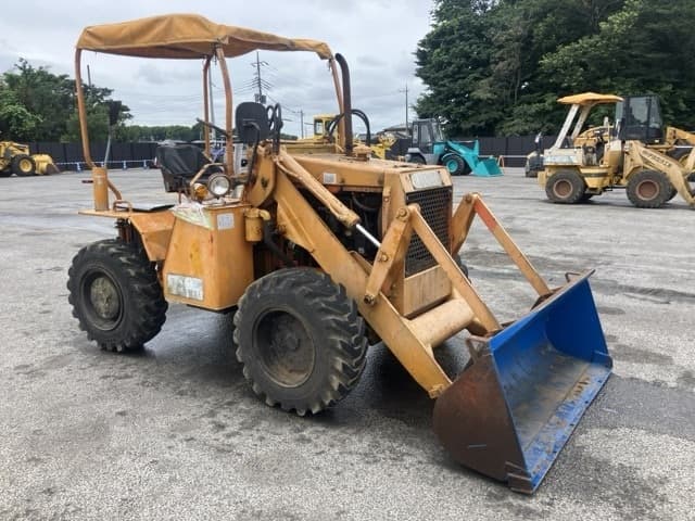 MINI WHEEL LOADER — Auction (lot 8451-496)