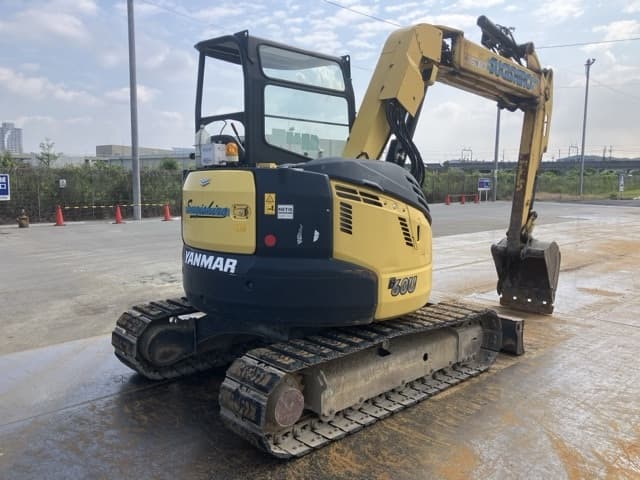 MINI EXCAVATOR — Auction (lot 8451-50002)