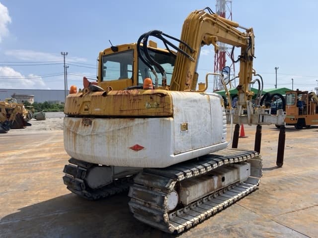 EXCAVATOR — Auction (lot 8451-50005)