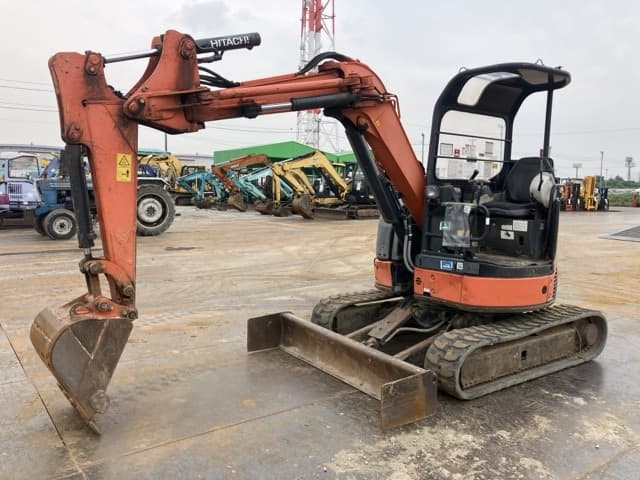 MINI EXCAVATOR — Auction (lot 8451-50010)