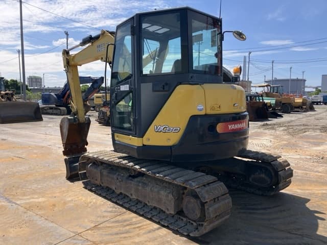 EXCAVATOR — Auction (lot 8451-50022)