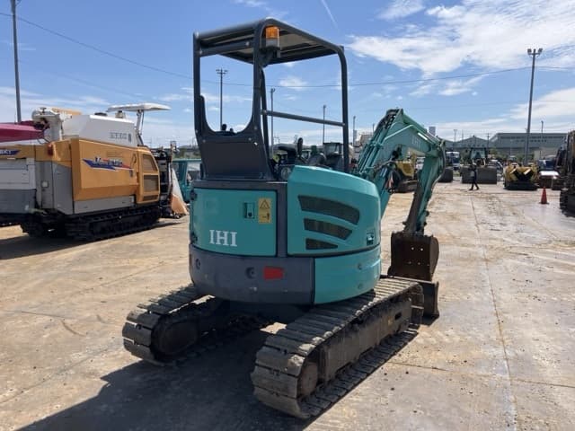 MINI EXCAVATOR — Auction (lot 8451-50023)