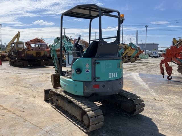 MINI EXCAVATOR — Auction (lot 8451-50023)